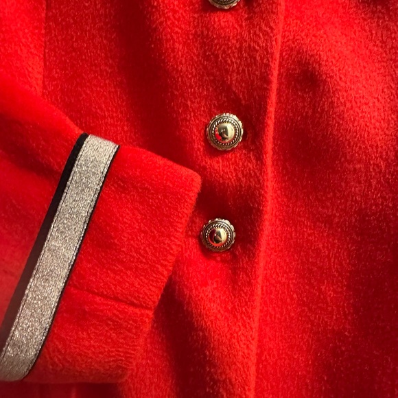 Elegant Red Embroidered Women's Jacket - Picture 6 of 7